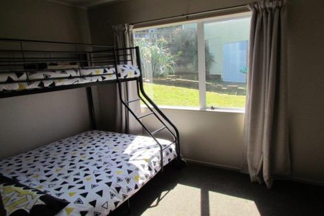 Photo of property in 128 Athenree Road, Athenree, Katikati, 3177