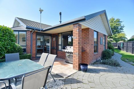 Photo of property in 227 Kingsbury Avenue, Rangiora, 7400