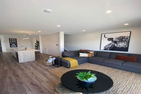 Photo of property in 10 Parahau Road, Papakura, 2110