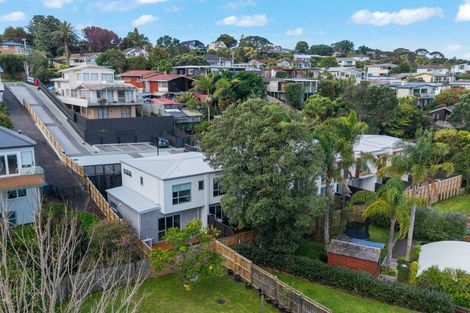 Photo of property in 1/15 Sea Vista Avenue, Beach Haven, Auckland, 0626