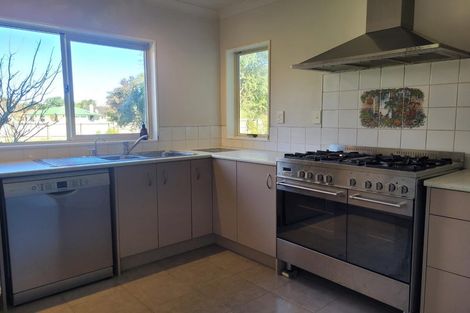 Photo of property in 109 Brandon Street, Featherston, 5710