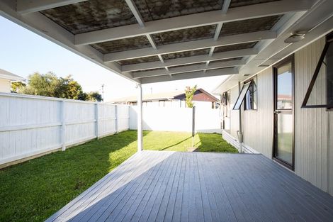 Photo of property in 96 Parrs Cross Road, Henderson, Auckland, 0612