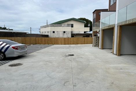 Photo of property in 5/3 Abbotleigh Avenue, Te Atatu Peninsula, Auckland, 0610
