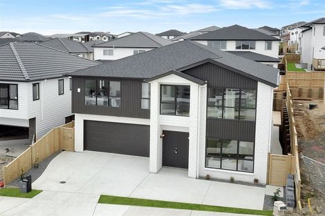 Photo of property in 8 Piki Street, Flat Bush, Auckland, 2019