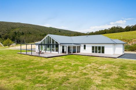 Photo of property in 81 Orokonui Road, Waitati, 9085