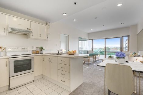 Photo of property in 3/15h Auburn Street, Takapuna, Auckland, 0622