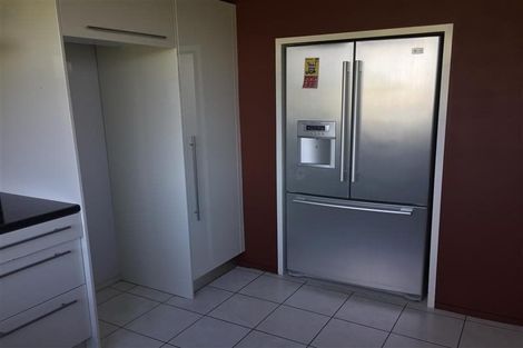 Photo of property in 8 Kororako Grove, Whalers Gate, New Plymouth, 4310