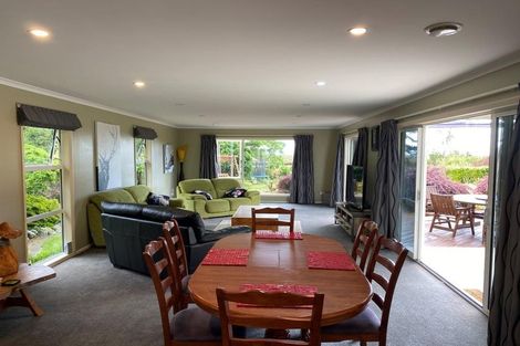 Photo of property in 12 Poplar Lane, Collingwood, 7073