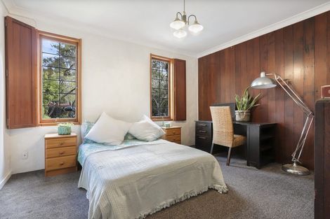 Photo of property in 43 West Lynn Road, Titirangi, Auckland, 0604