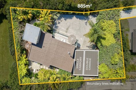 Photo of property in 42a Masterton Road, Rothesay Bay, Auckland, 0630