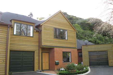 Photo of property in 42 Futuna Close, Karori, Wellington, 6012