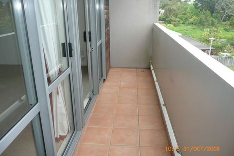 Photo of property in 7e/30 Westward Ho, Glen Eden, Auckland, 0602