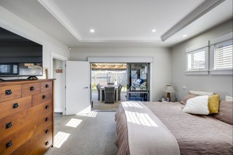 Photo of property in 2 Hurunui Drive, Te Awa, Napier, 4110