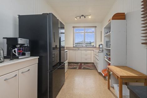 Photo of property in 22 Bowen Street, Woodville, 4920