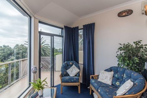 Photo of property in 7 Sunset Terrace, Waikanae Beach, Waikanae, 5036