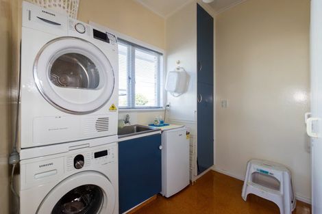 Photo of property in 49 Avenue Road, Greenmeadows, Napier, 4112