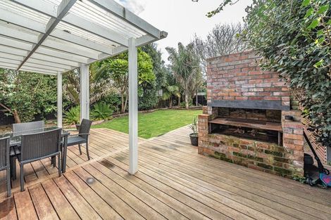 Photo of property in 2 Watkin Street, Tawhero, Whanganui, 4501