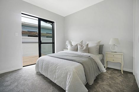 Photo of property in 6 Holcroft Street, Papakura, 2110