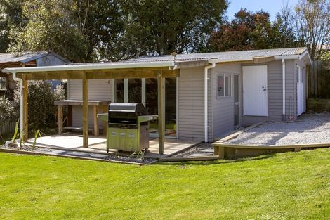 Photo of property in 9 Parata Street, Two Mile Bay, Taupo, 3330