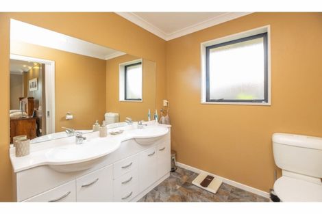 Photo of property in 9 Sea Eagles Place, North New Brighton, Christchurch, 8083