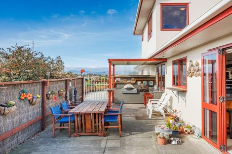 Photo of property in 12 Robbie Street, Foxton Beach, Foxton, 4815