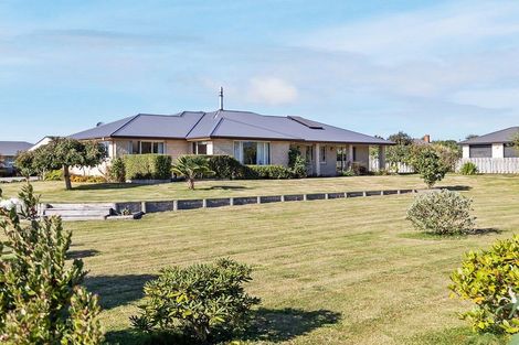 Photo of property in 17 Bond Street, Waimate, 7924