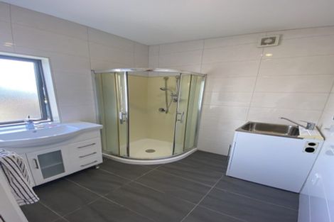 Photo of property in 14 Duncan Avenue, Te Atatu South, Auckland, 0610