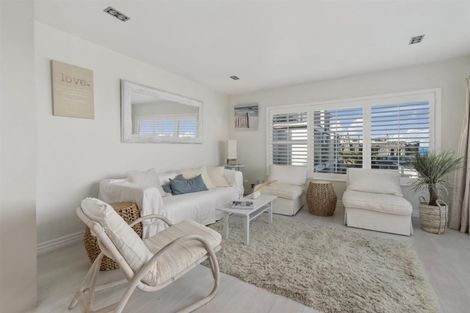 Photo of property in 5/241 Hurstmere Road, Takapuna, Auckland, 0622
