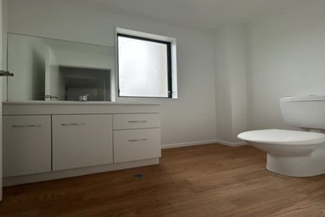 Photo of property in 3 Mitika Way, Strathmore Park, Wellington, 6022