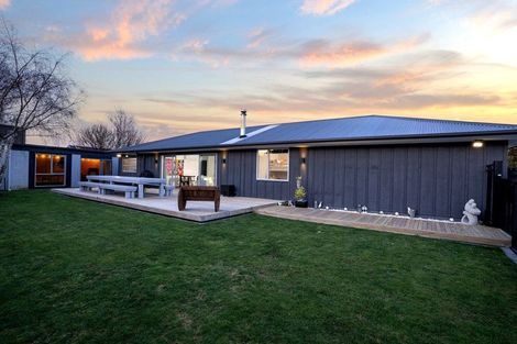 Photo of property in 4 Waikuku Beach Road, Waikuku Beach, 7473