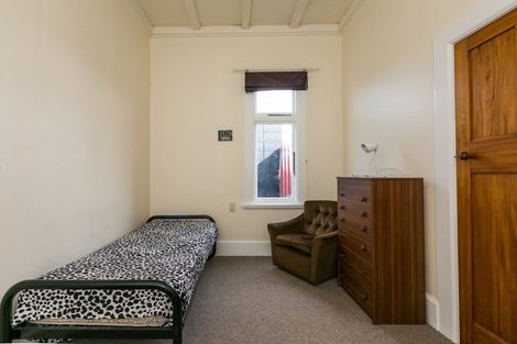 Photo of property in 12 Kinross White Street, Napier South, Napier, 4110