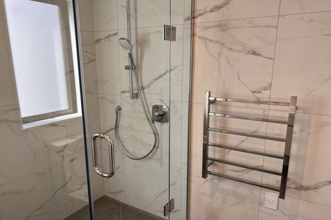 Photo of property in 1/39 Graham Avenue, Te Atatu Peninsula, Auckland, 0610