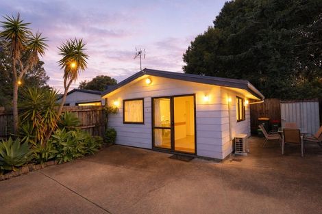 Photo of property in 71 Casuarina Road, Half Moon Bay, Auckland, 2012