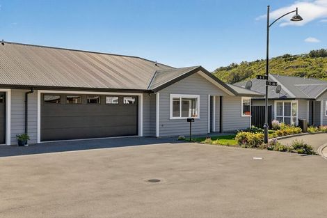 Photo of property in 9/64 Port Hills Road, Heathcote Valley, Christchurch, 8022