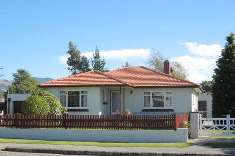 Photo of property in 34 Rhodes Street, Waimate, 7924