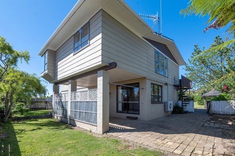 Photo of property in 30 Neri Crescent, Pomare, Rotorua, 3015