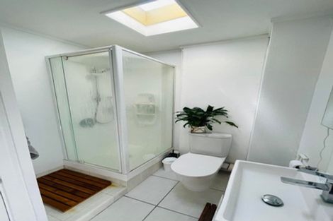 Photo of property in 34a Ranelagh Street, Karori, Wellington, 6012