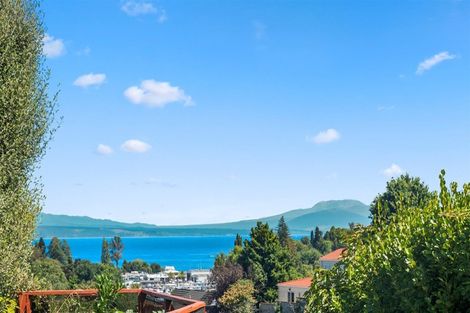 Photo of property in 12 Belvedere Grove, Rangatira Park, Taupo, 3330