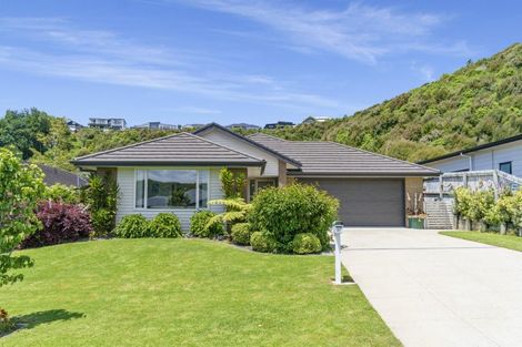 Photo of property in 37 Rochfort Crescent, Pyes Pa, Tauranga, 3112