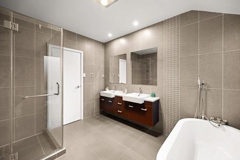 Photo of property in 22 Gibbston Close, Huntington, Hamilton, 3210
