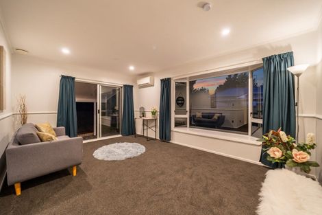 Photo of property in 1/698 Fergusson Drive, Elderslea, Upper Hutt, 5018