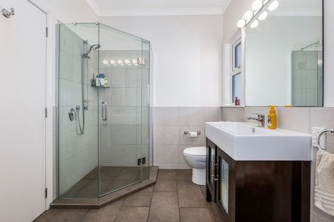 Photo of property in 11 Hathaway Avenue, Boulcott, Lower Hutt, 5010