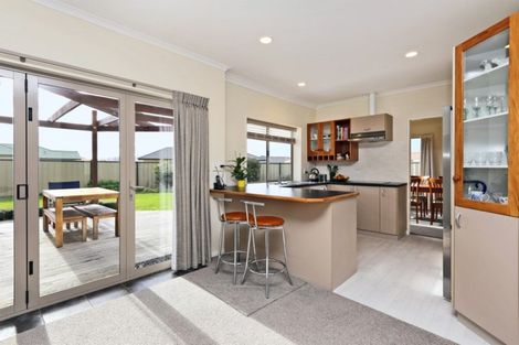 Photo of property in 6 Rosehill Way, Taradale, Napier, 4112