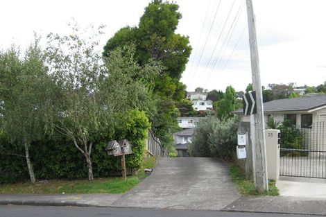 Photo of property in 2/37 Selwyn Crescent, Forrest Hill, Auckland, 0620