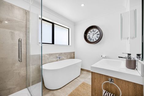 Photo of property in 33a Forest Glen, Orewa, 0931