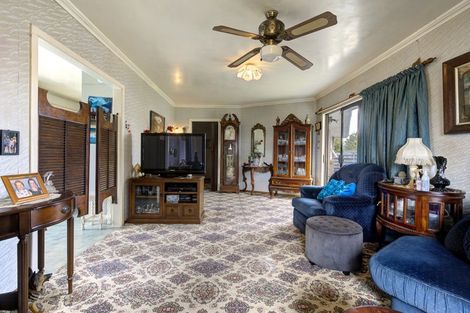 Photo of property in 15 Pryce Place, Silverdale, Hamilton, 3216