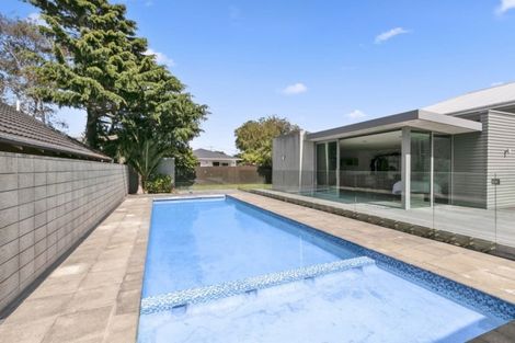 Photo of property in 140 Waterloo Road, Hutt Central, Lower Hutt, 5010