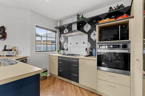 Photo of property in 51 Rathmar Drive, Manurewa, Auckland, 2105