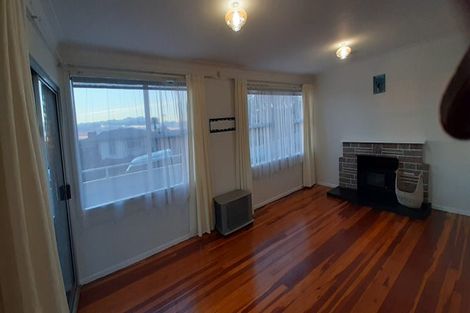 Photo of property in 16 Carole Crescent, Pakuranga, Auckland, 2010