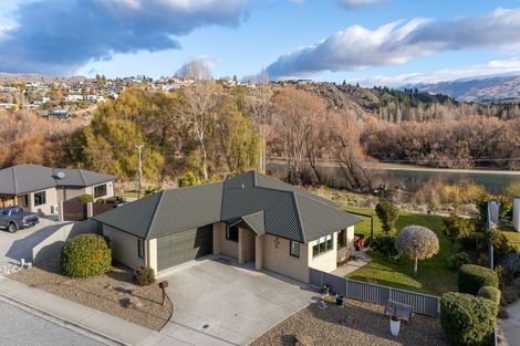 Photo of property in 11 Walnut Grove, Alexandra, 9320